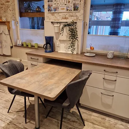 Grosses 2- 6 Personen 16 Km Zur Nordsee 24 Km Buesum 45km St Peter Ording Nordhastedt